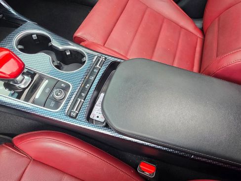 Used 2019 Kia Stinger GT2 AWD/4WD image 20