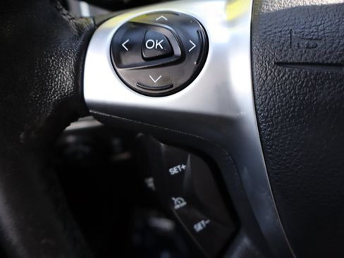 Used 2014 Ford Focus Titanium FWD image 29