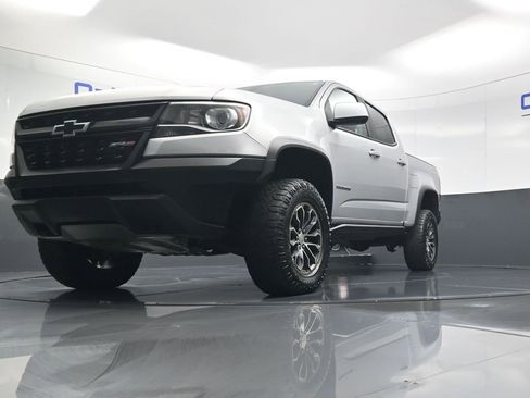 Used 2019 Chevrolet Colorado ZR2 image 41