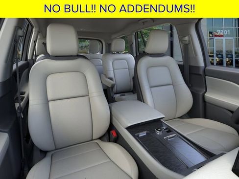 New 2026 Lincoln Aviator 2WD image 11