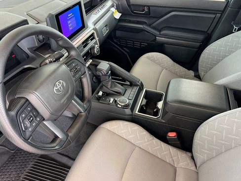 Certified 2025 Toyota Tacoma SR5 image 12