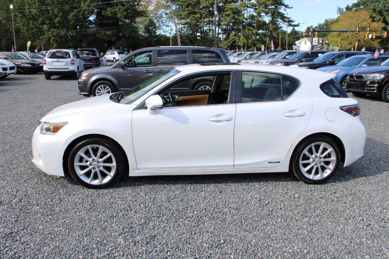 Used 2012 Lexus CT 200h Premium w/ Premium Audio Pkg FWD image 10