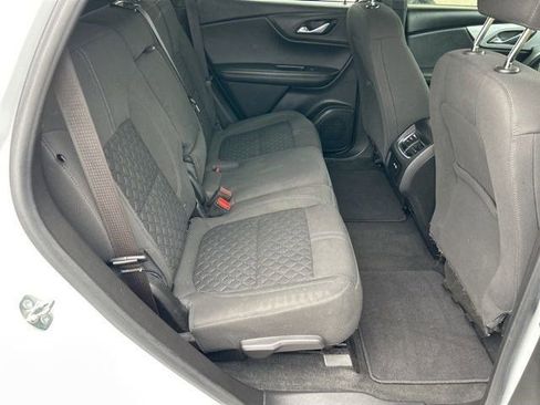 Used 2020 Chevrolet Blazer LT image 39