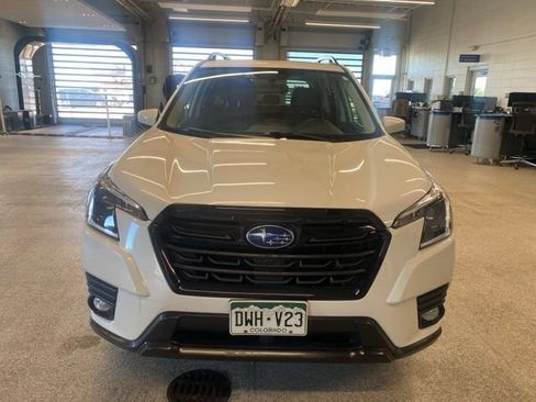 Used 2023 Subaru Forester Premium AWD/4WD image 2