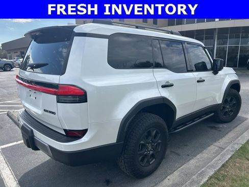 Used 2024 Lexus GX 550 550 Overtrail+ image 9
