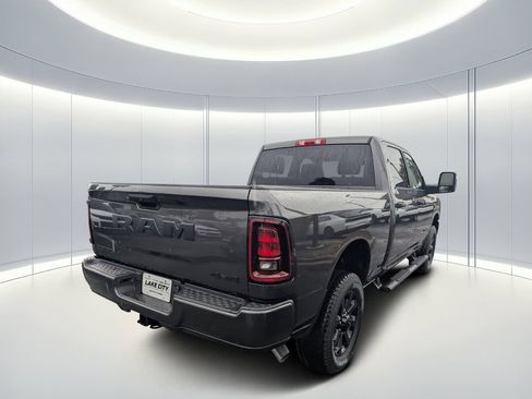 New 2026 RAM 2500 Big Horn AWD/4WD image 4