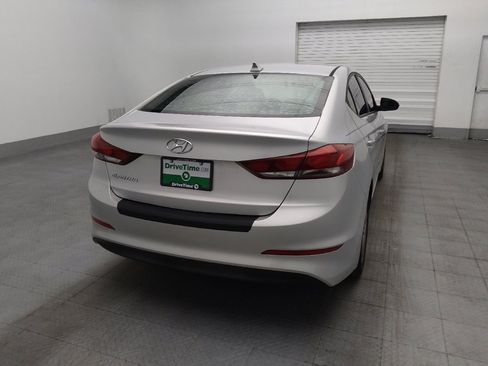 Used 2018 Hyundai Elantra Value Edition FWD image 7