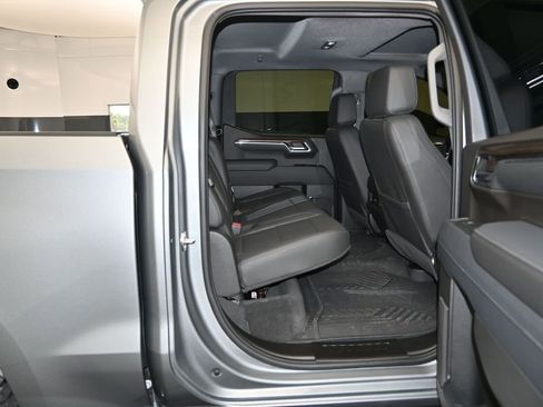 Certified 2024 Chevrolet Silverado 1500 LT Trail Boss w/ Convenience Package II AWD/4WD image 27