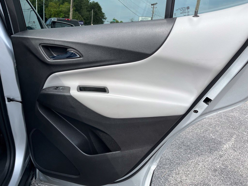 Used 2022 Chevrolet Equinox LT FWD image 32