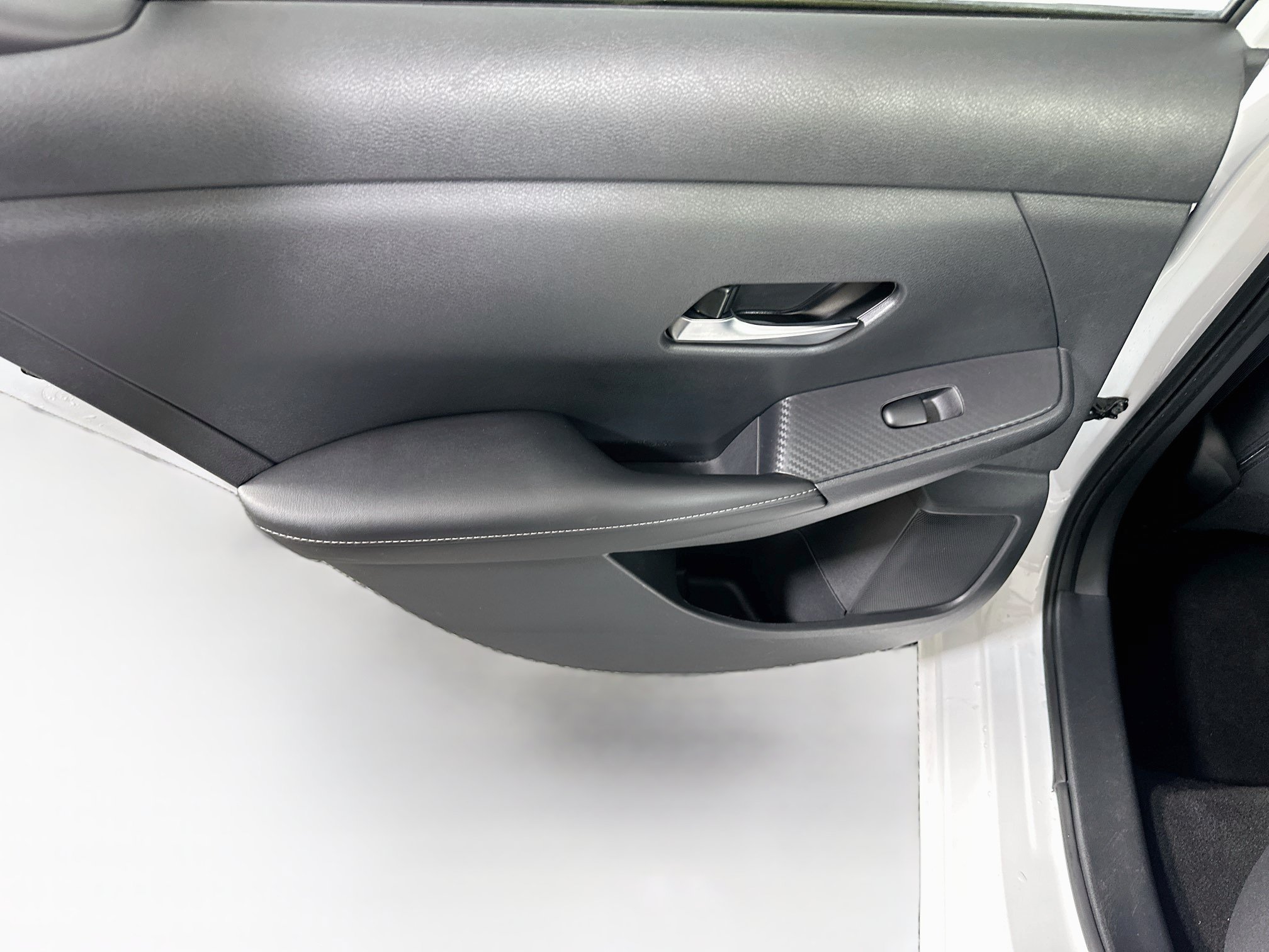 Used 2023 Nissan Sentra SV w/ Trunk Package FWD image 24
