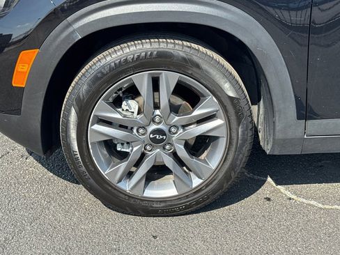 Used 2023 Kia Seltos S image 12