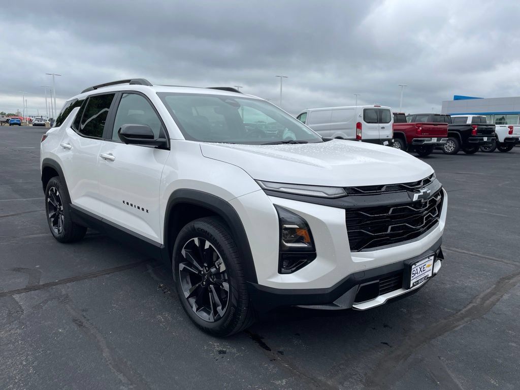 Used 2025 Chevrolet Equinox RS w/ Safety and Technology Package AWD/4WD image 7