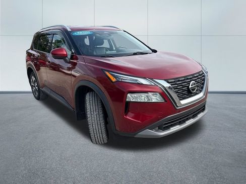 Used 2021 Nissan Rogue SV AWD/4WD image 5
