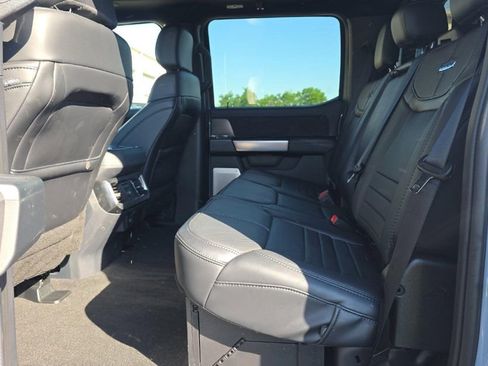 Used 2026 Ford F250 Platinum w/ Tremor Off-Road Package AWD/4WD image 22