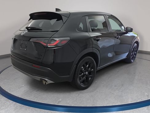 Certified 2025 Honda HR-V Sport image 5