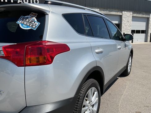 Used 2014 Toyota RAV4 Limited w/ Technology Package AWD/4WD image 8