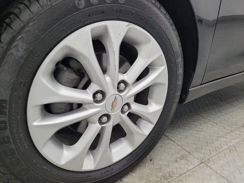 Used 2020 Chevrolet Spark LT image 31