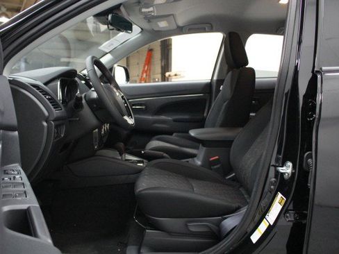 New 2026 Mitsubishi Outlander Sport LE image 6