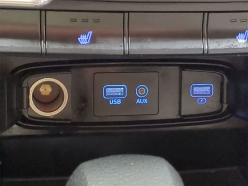 Used 2019 Hyundai Santa Fe SEL image 29