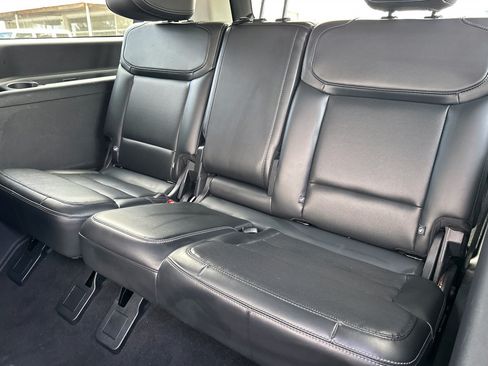 Used 2025 Ford Expedition Max Platinum AWD/4WD image 15