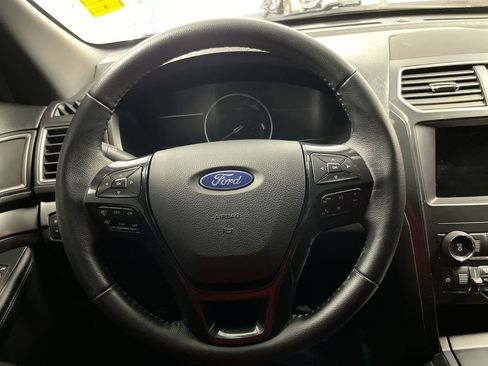 Used 2019 Ford Explorer XLT w/ Equipment Group 201A image 16