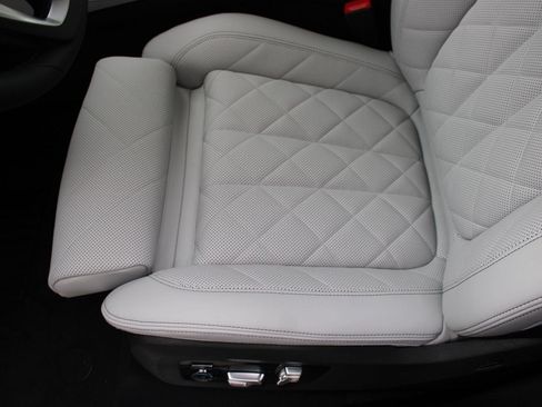 Used 2026 BMW X5 sDrive40i RWD image 14