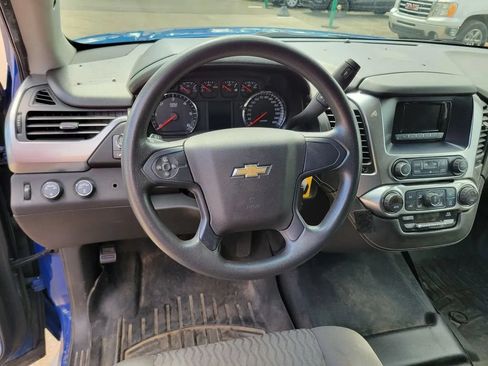 Used 2017 Chevrolet Tahoe 4WD w/ Remote Keyless Entry Package image 4