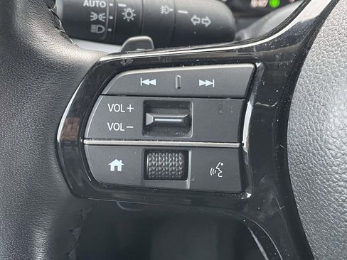 Used 2023 Honda Pilot EX-L image 9