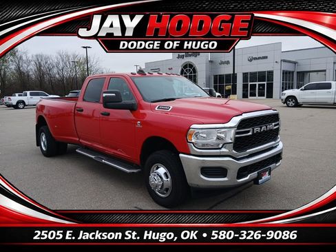 Used 2024 RAM 3500 Tradesman w/ Chrome Appearance Group AWD/4WD image 1