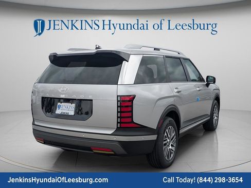 Certified 2026 Hyundai Palisade SEL FWD image 3