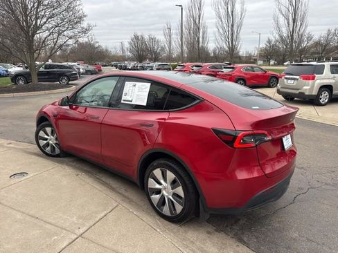 Used 2024 Tesla Model Y Long Range image 5