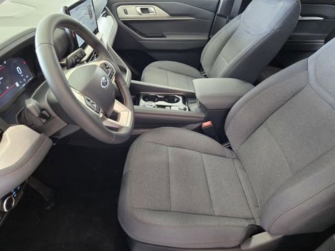 New 2026 Ford Explorer Active image 10