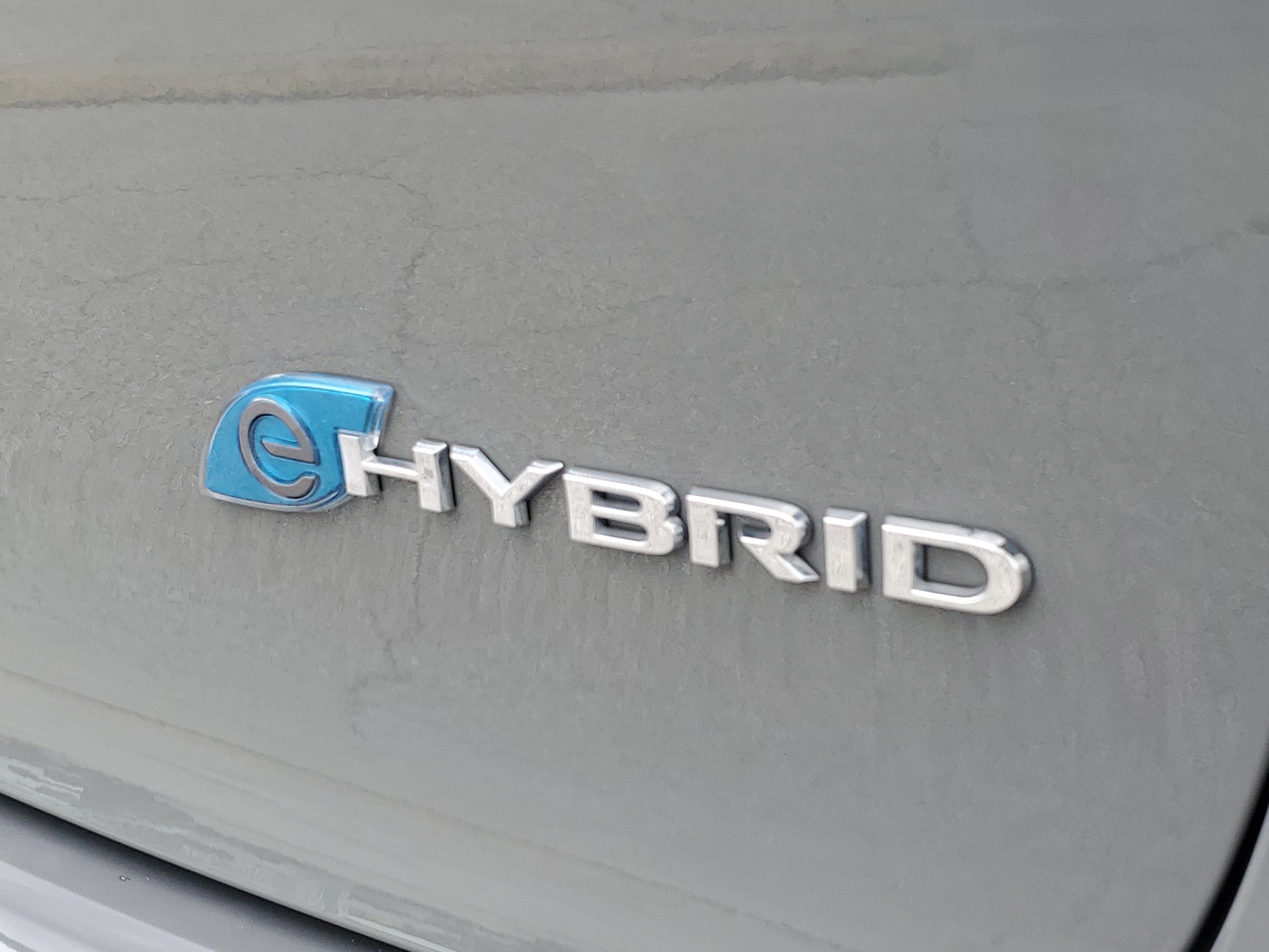 Used 2022 Chrysler Pacifica Touring-L FWD image 6