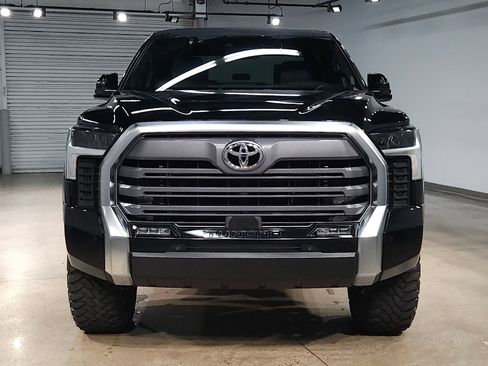 Used 2025 Toyota Tundra Limited AWD/4WD image 2
