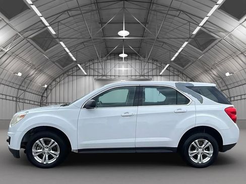 Used 2014 Chevrolet Equinox LS AWD/4WD image 2