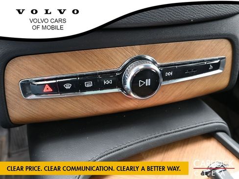 Used 2023 Volvo XC90 B6 Plus w/ Protection Package Premier image 20