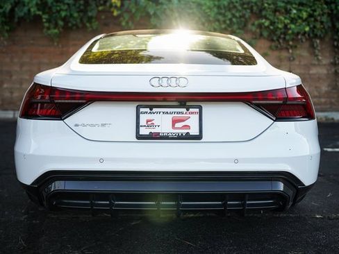 Used 2022 Audi e-tron GT Premium Plus image 8