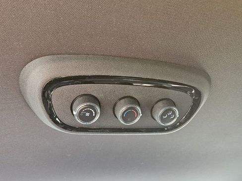 Used 2023 Dodge Durango SXT Launch Edition image 23