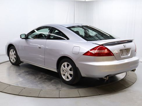Used 2005 Honda Accord EX-L image 4