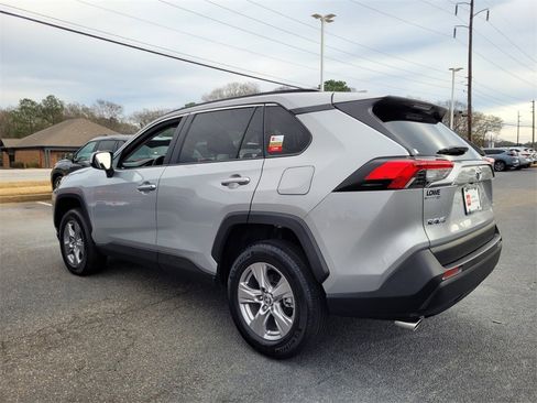 Used 2023 Toyota RAV4 XLE image 8