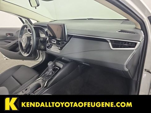 Used 2024 Toyota Corolla LE FWD image 25