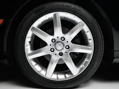 Used 2003 Mercedes-Benz C 230 Sedan image 5