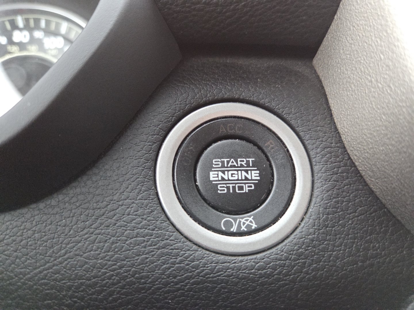 Used 2023 RAM 2500 Laramie AWD/4WD image 8