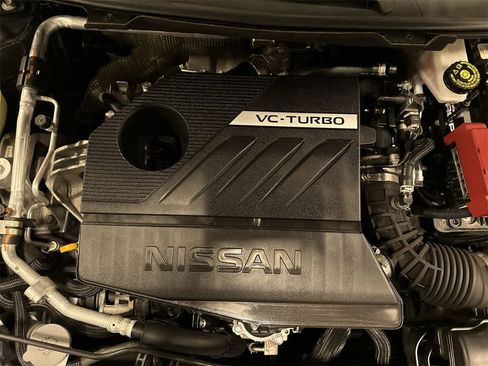 Used 2023 Nissan Rogue SV w/ SV Premium B Package image 12