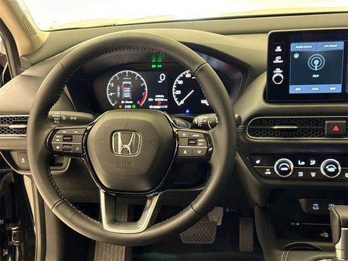 New 2026 Honda HR-V EX-L image 17