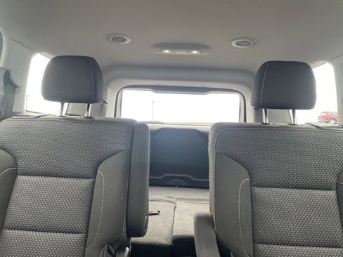 Used 2023 GMC Acadia SLE w/ Driver Convenience Package image 18