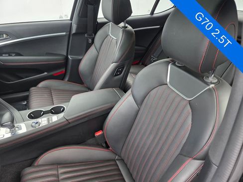 Used 2025 Genesis G70 2.5T w/ Sport Prestige Package image 11