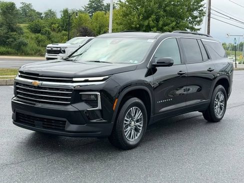 New 2026 Chevrolet Traverse LT w/ Driver Confidence Package FWD image 9