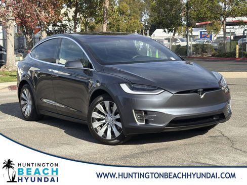 Used 2020 Tesla Model X Long Range image 1