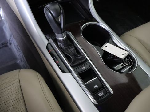 Used 2015 Acura TLX w/ Technology Package FWD image 18